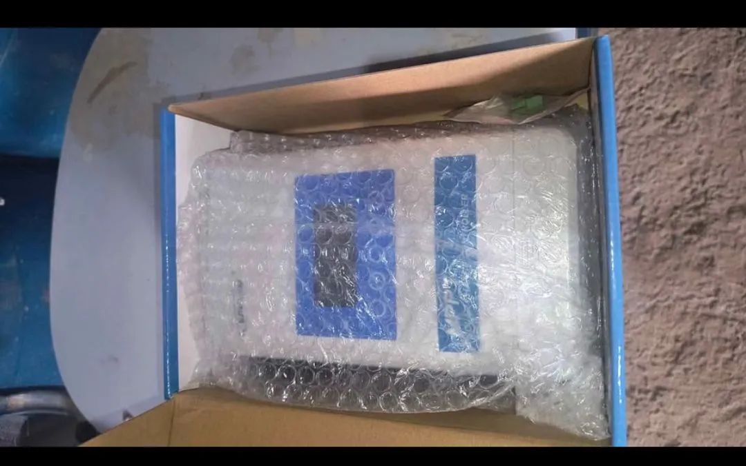 Controlador de carga mppt EPEVER 12/24v 20 a64750668626051121