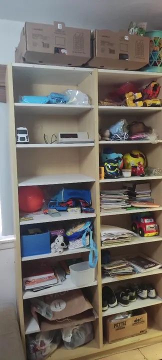 Estante com prateleira em MDF para Loja