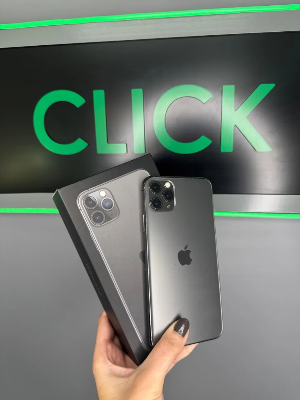 iPhone 11 Pro Max 512gb - Parcelo em até 18x
