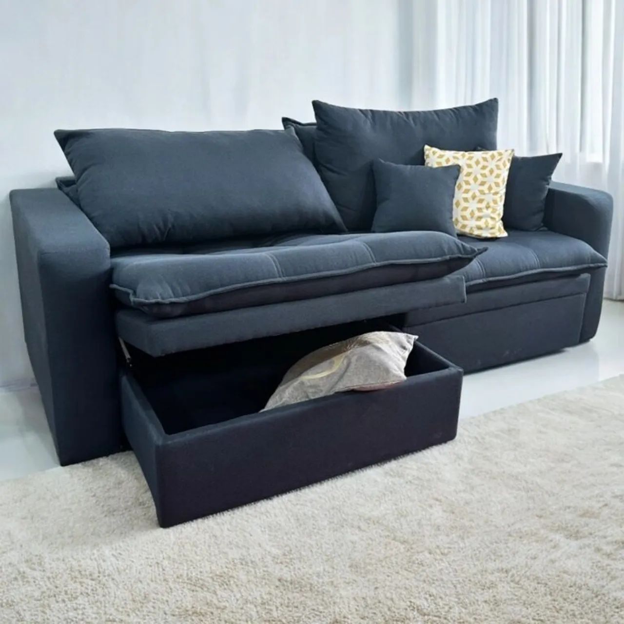 3-Seater Retractable Sofa Bed – Comfort and Practicality!