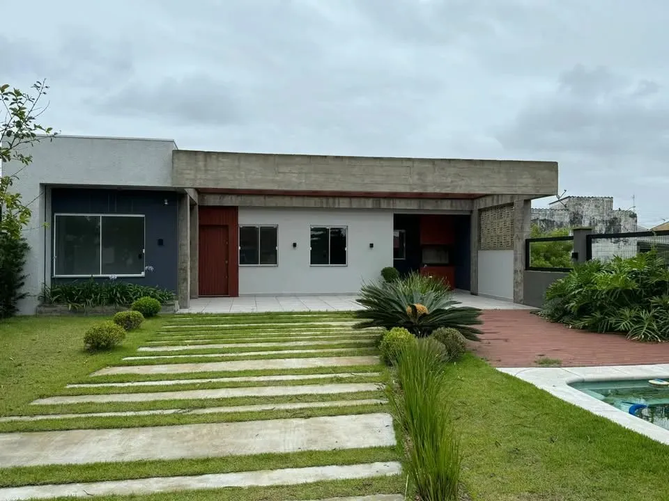 Imóvel para venda possui 102 metros quadrados com 3 quartos em Tarumã - Curitiba - PR