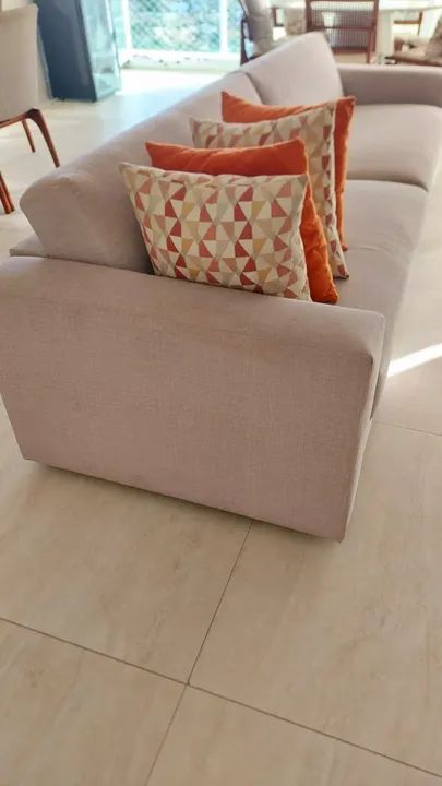 Sofá 2,80m x 0,90m. - Foto 2