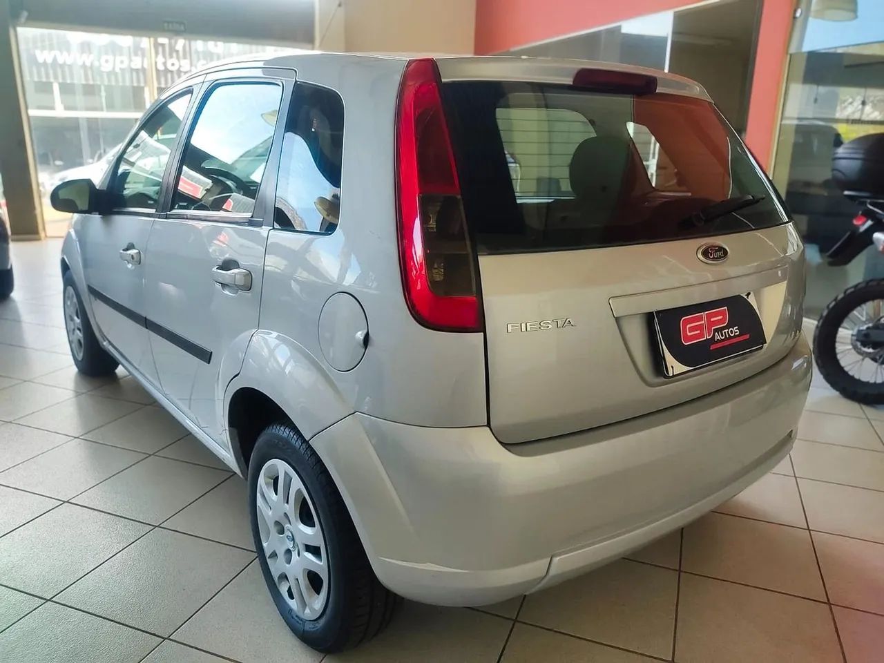 FORD FIESTA 1.6 ROCAM HATCH 8V - Foto 5