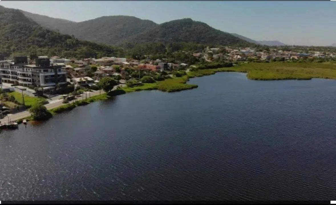 Casa para Venda em Florianópolis, Rio Tavares, 3 dormitórios, 1 suíte, 2 banheiros, 2 vaga