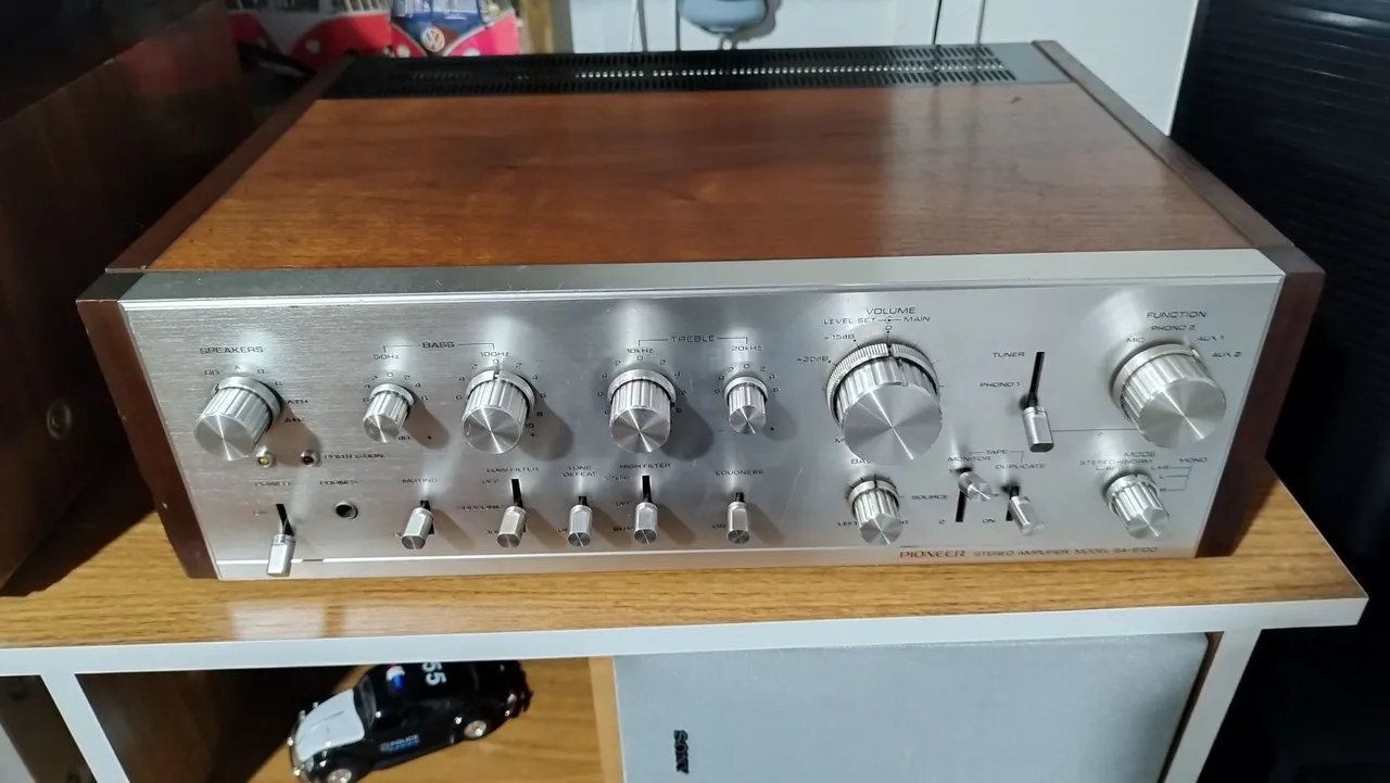Amplificador Estéreo Pioneer SA-9100
