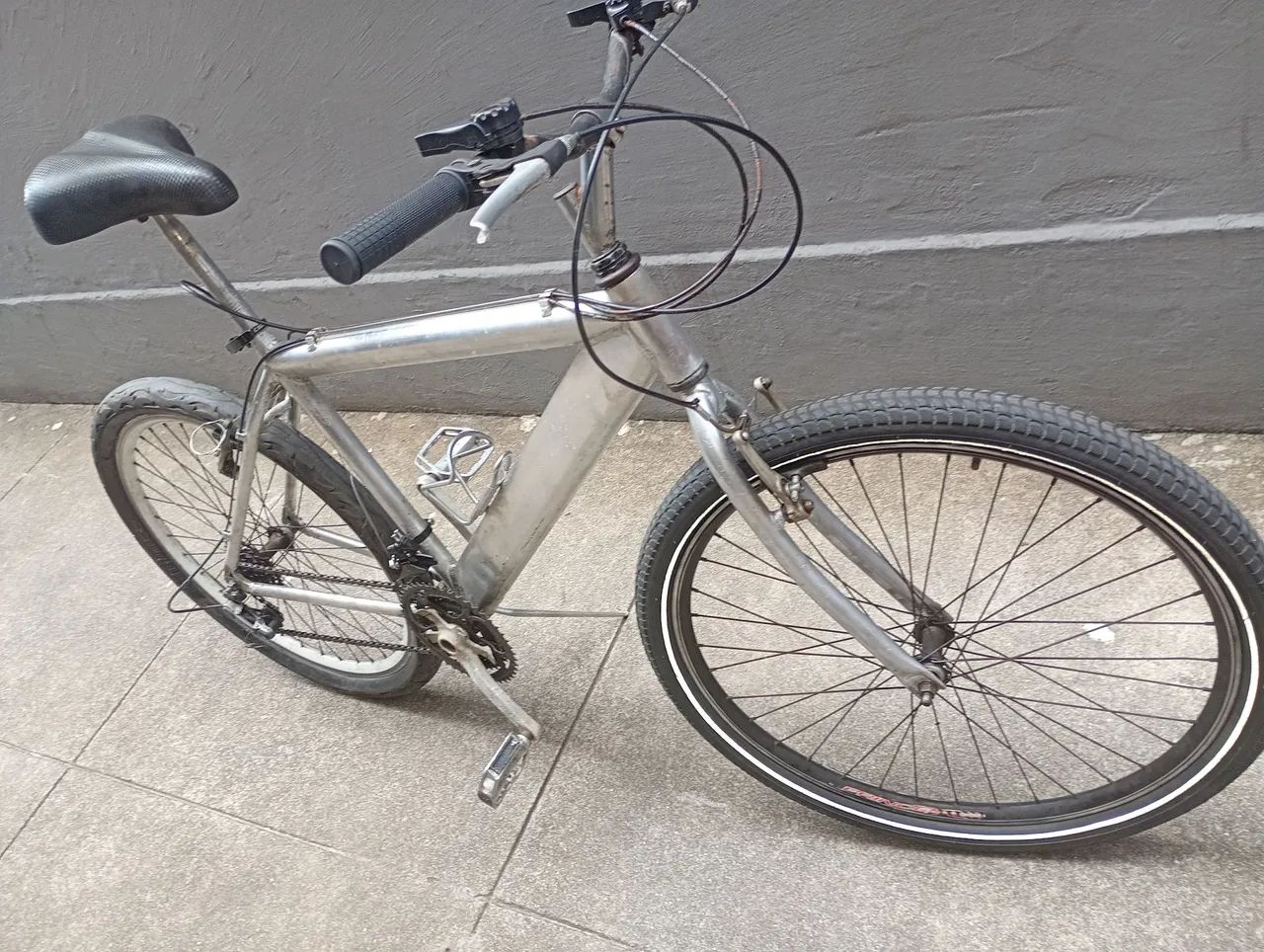 Bicicleta 26 alumínio  - Foto 4