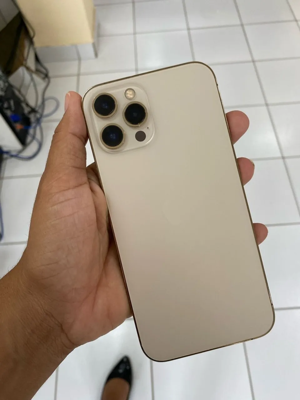 iPhone 12 Pro Max 256 gigas.