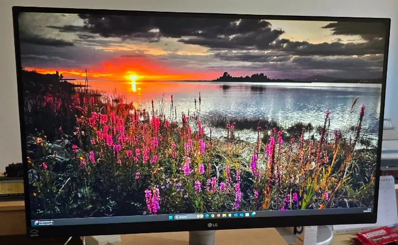 Monitor LG Led 27 27ul650-w Uhd 4k Hdr Hdmi Cor Branco (Usado)