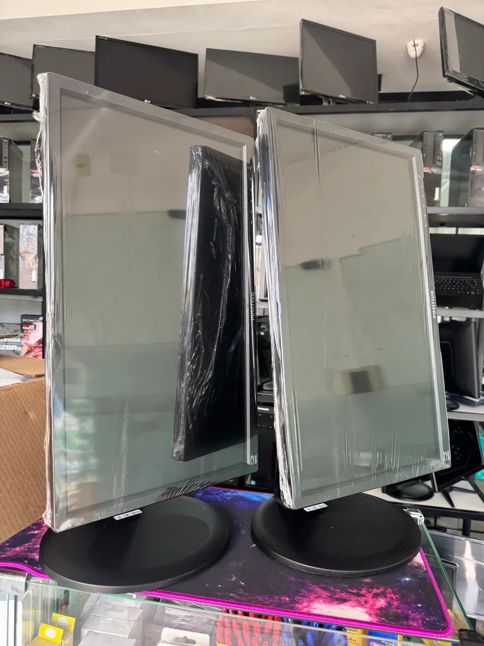 Monitor 20 polegadas base giratória  - Foto 2