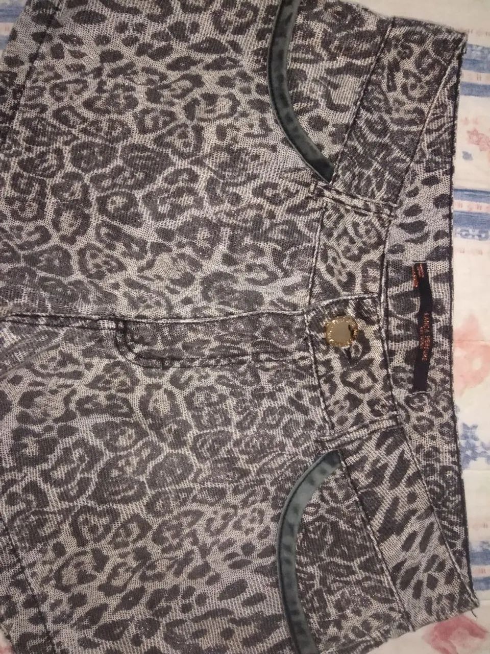 Shorts Feminino Animal Print Lança Perfume  - Foto 4
