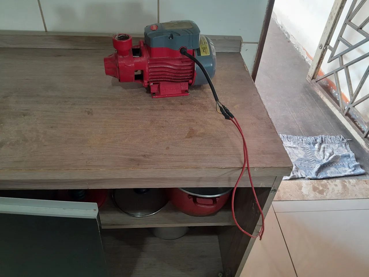 Vende-se bomba d'água 127v!