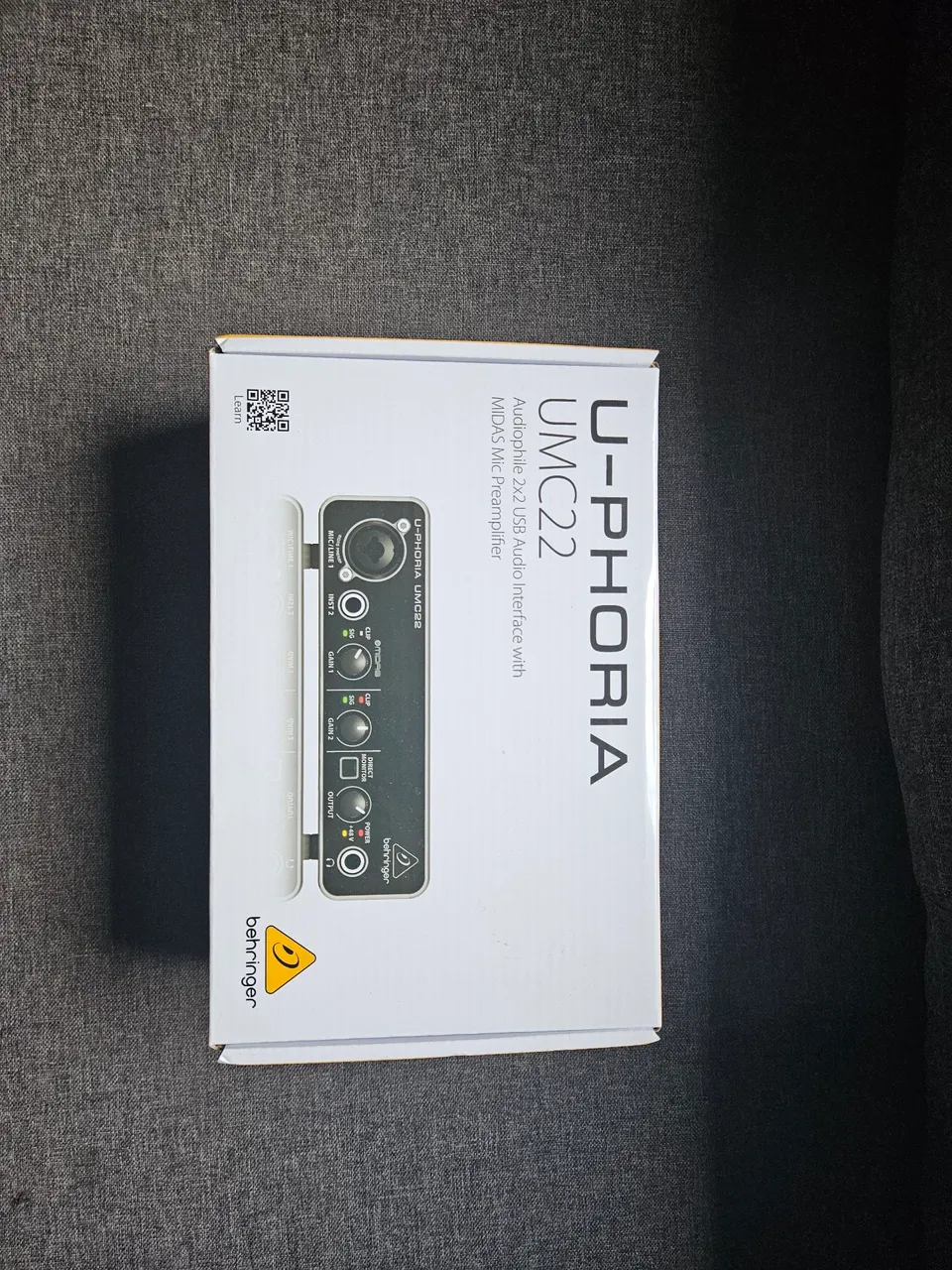 Interface de Áudio Behringer U-phoria UMC22
