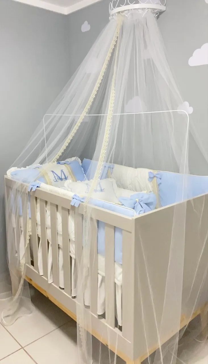 Berço Americano New Classic areia com Pés Madeira -