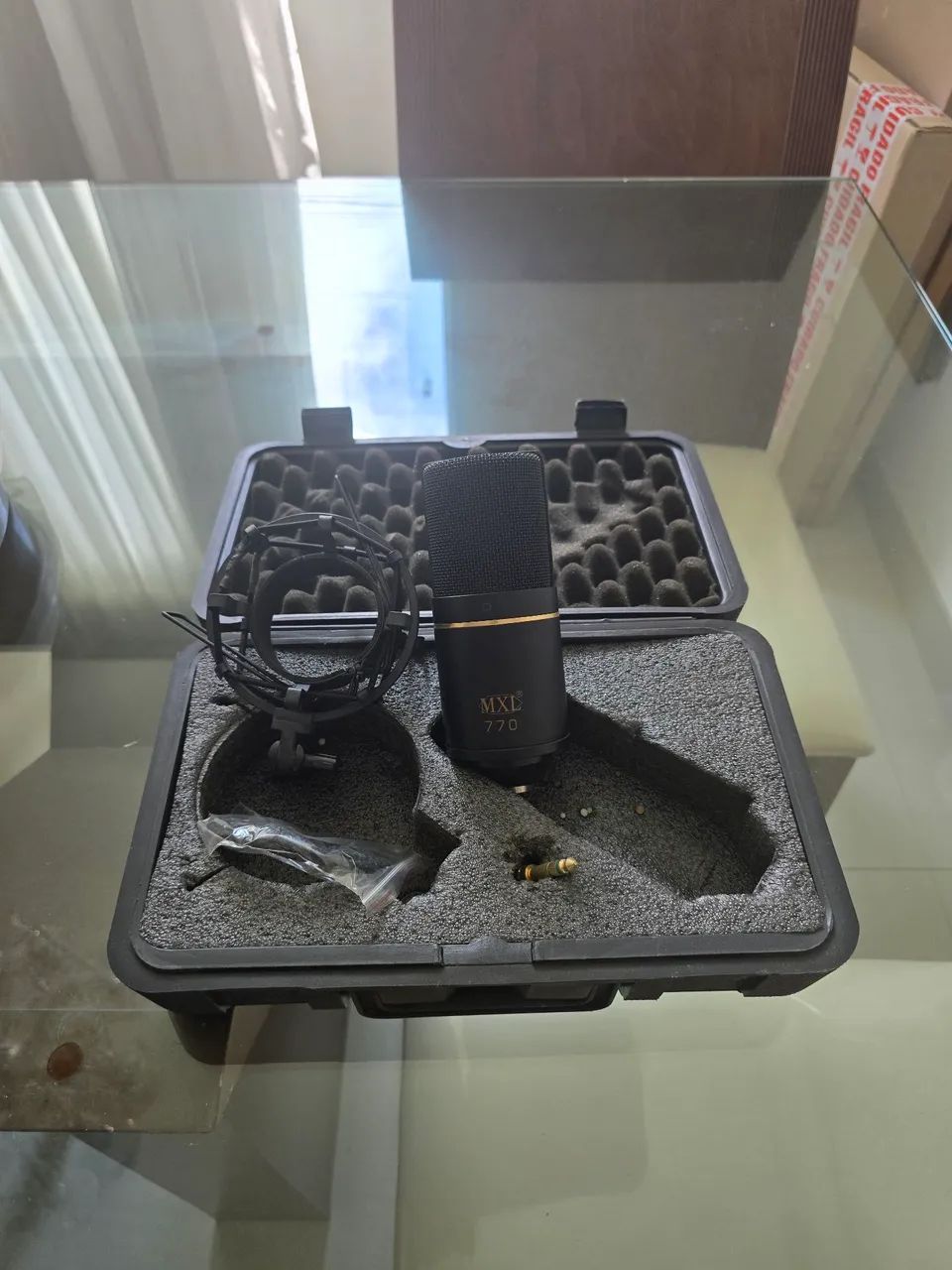 Microfone condensador MXL 770
