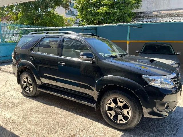 SW4 HILUX TOYOTA 2012 7LUGARES DIESEL