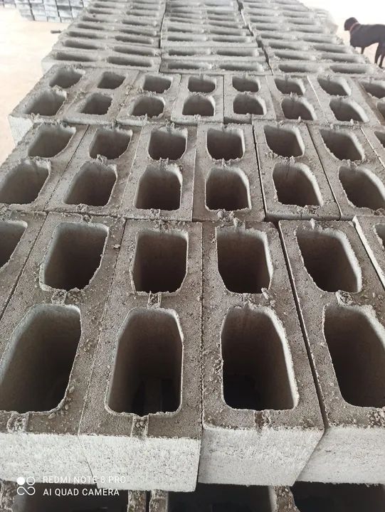 Blocos e canaletas de concreto 