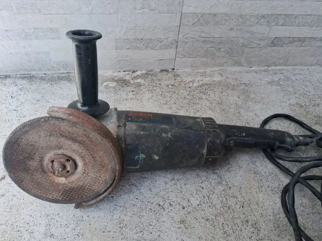 Esmerilhadeira bosch