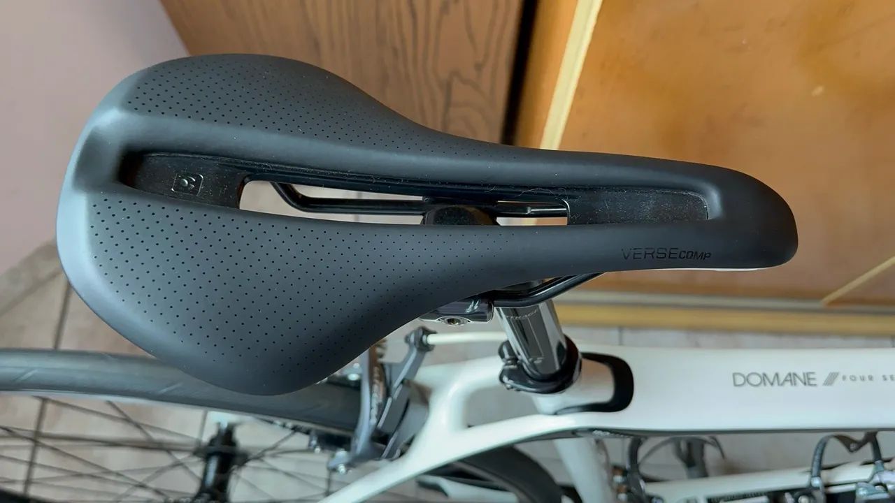 Trek Domane 4.7  Series - Carbono - 54cm - Foto 3