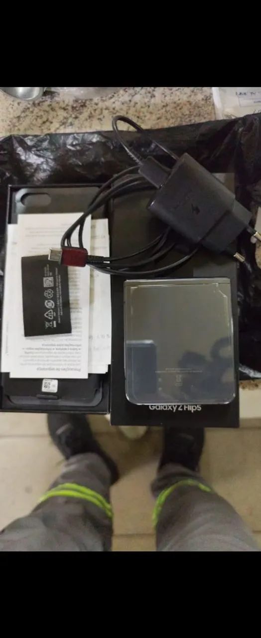 Samsung Galaxy z flip 5 completo!!! - Foto 2