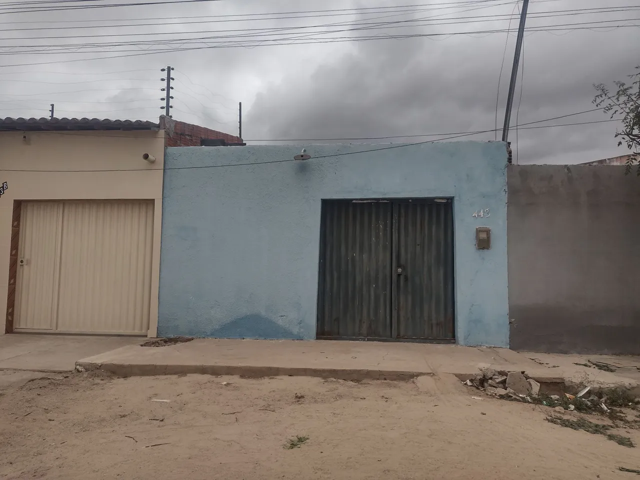 Vende-se Está Casa