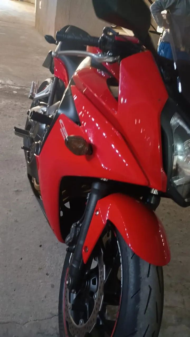 HONDA CBR 650F