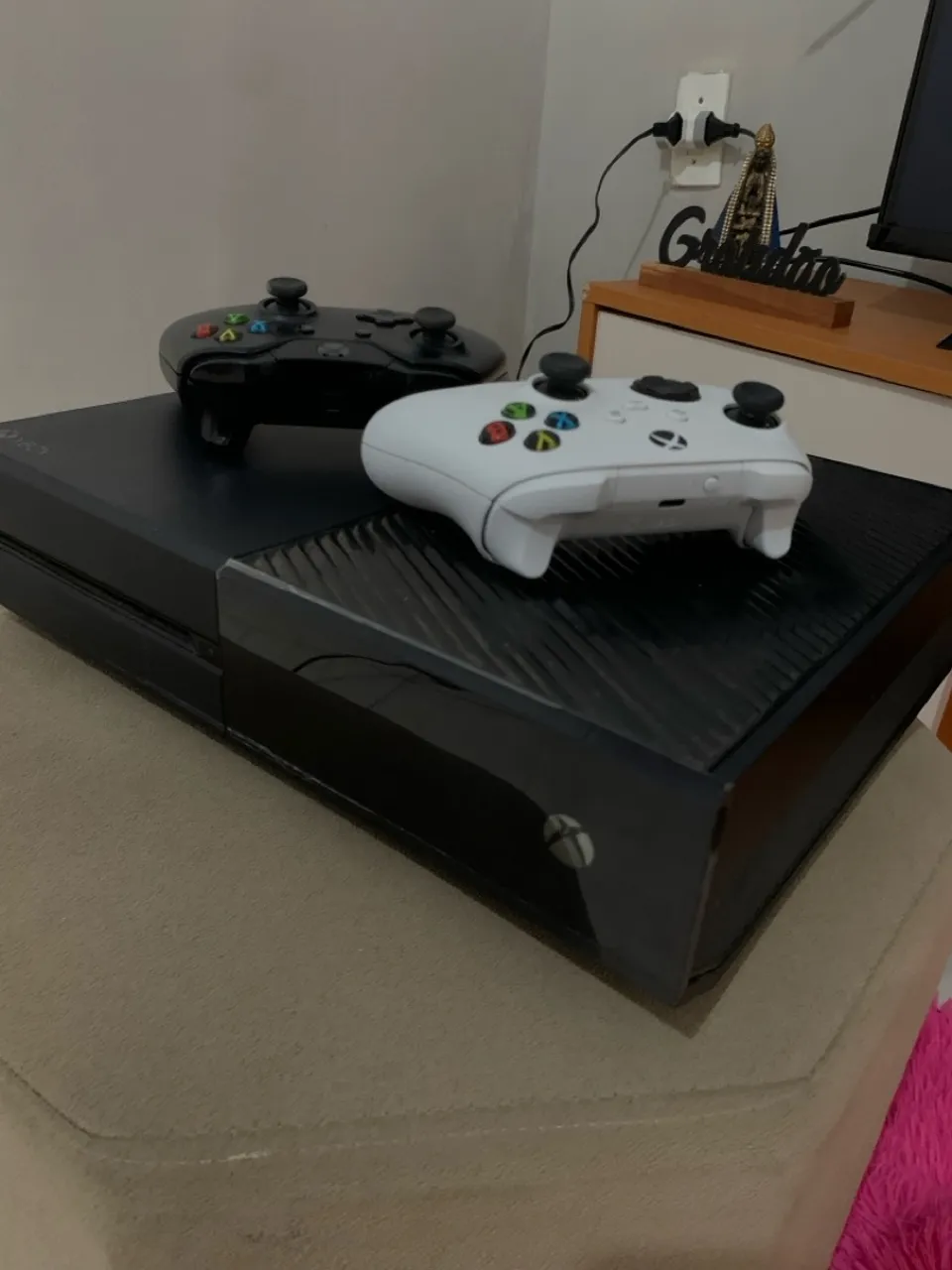 Xbox One com 2 Controles