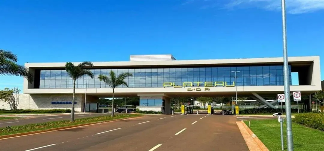 Lote condomínio Plateau Dòr
