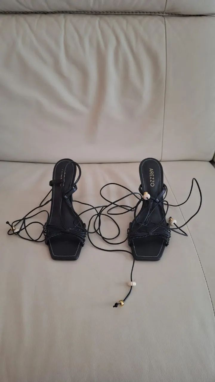 Sandália Arrezo tamanho 34 - Foto 2
