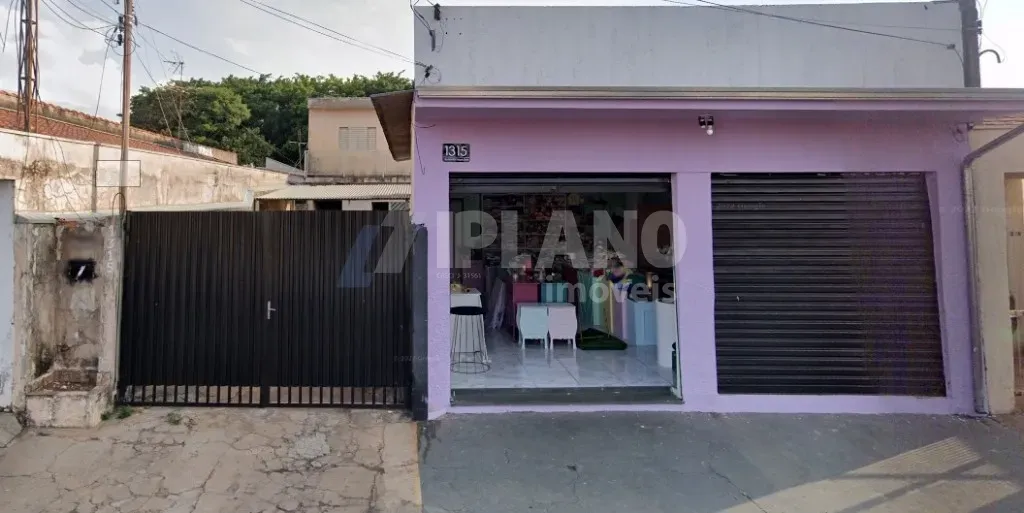 Sobrado para Venda ou Locação com Salão Comercial de 60 metros com 1 banheiro, área total