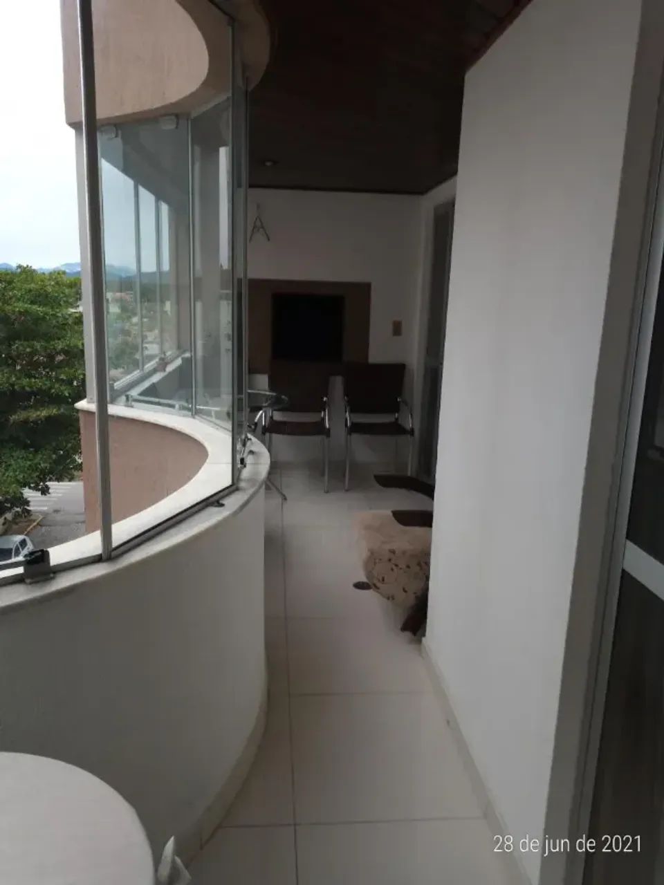 Ap 3q c/suite próximo praia rua 304, Meia Praia  - Foto 3
