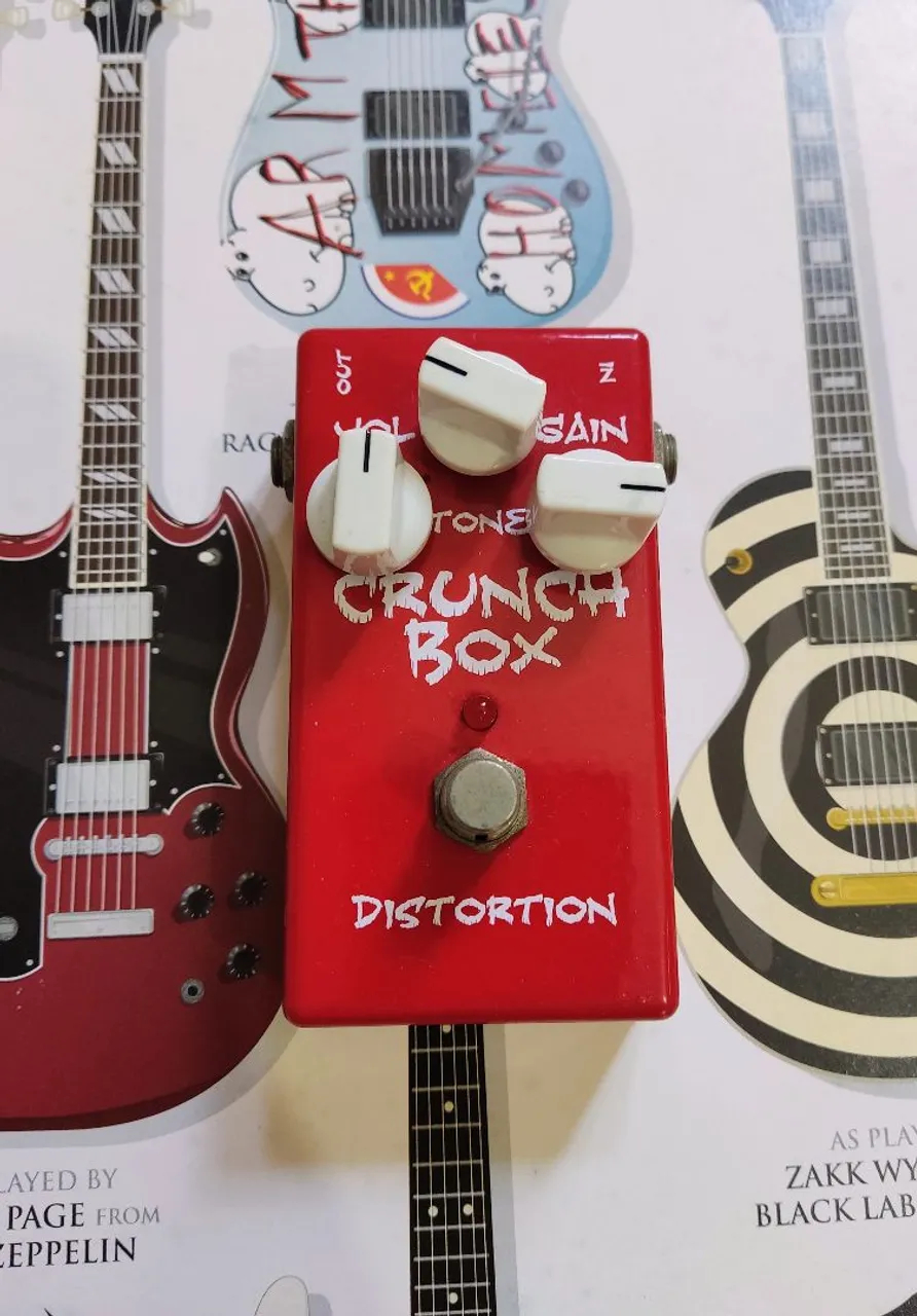 pedal crunch box