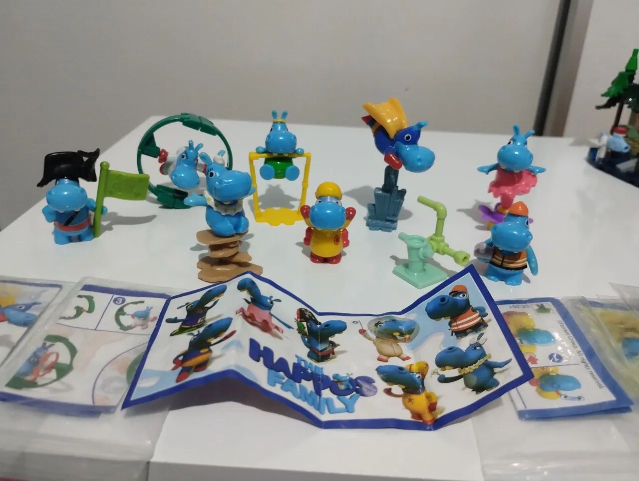 Coleção Completa The Happos Family do Kinder Ovo  - Foto 2