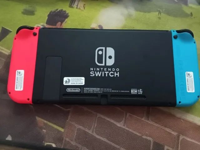 Vendo Nintendo Switch usado, porém muito bem conservado, funcionando perfeitamente! - Foto 2