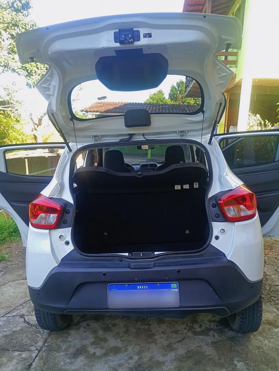 Vende-se Renault Kwid Zen 1.0 Flex 2019/2020 - Excelente Estado!<br><br> - Foto 4