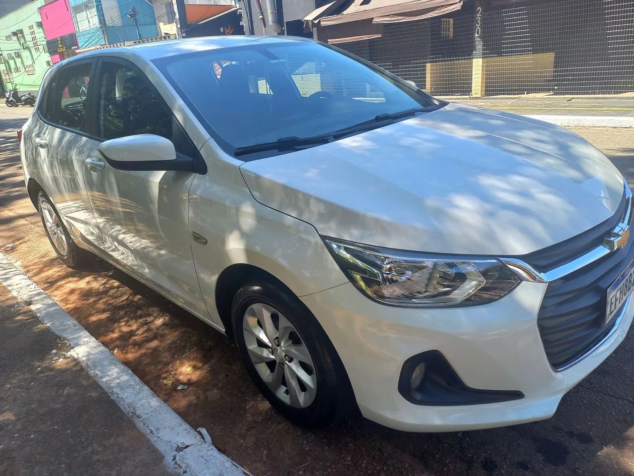 Onix Hatch LT Turbo Mecânico 2020 - Foto 4