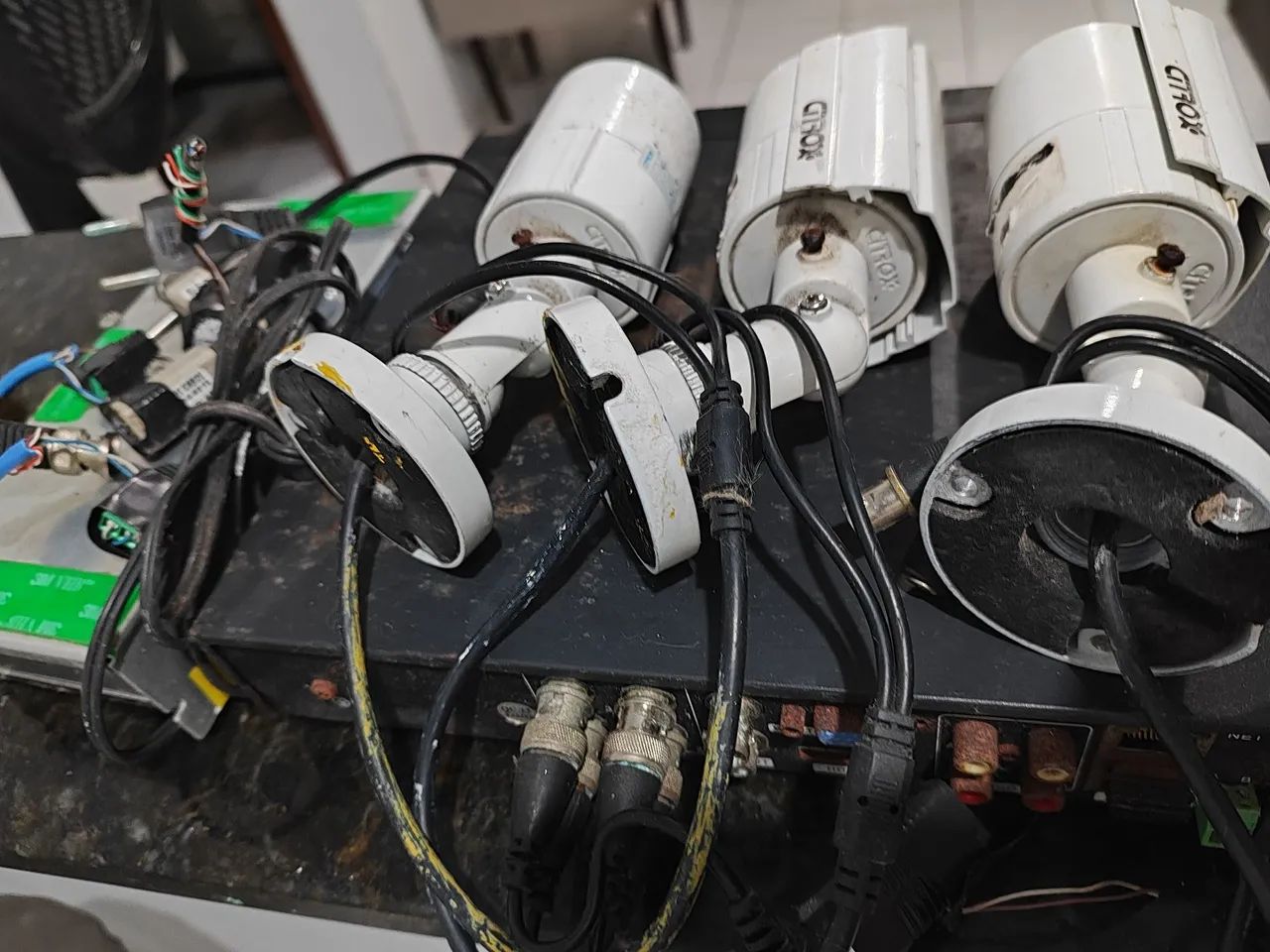 Kit de Câmeras de Segurança 3 Câmeras + DVR - Foto 3