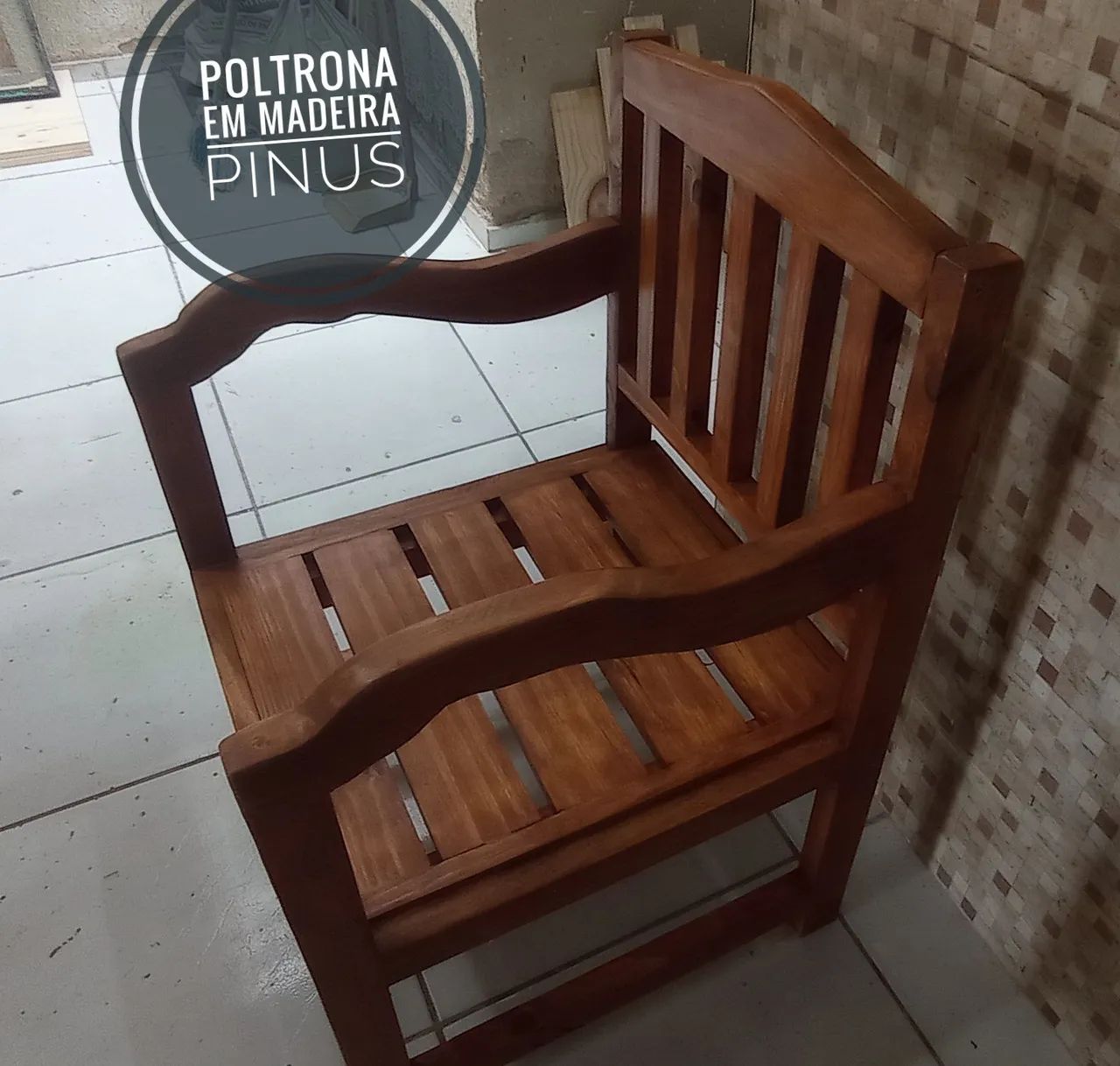 Poltrona rústica em madeira pinus  - Foto 4