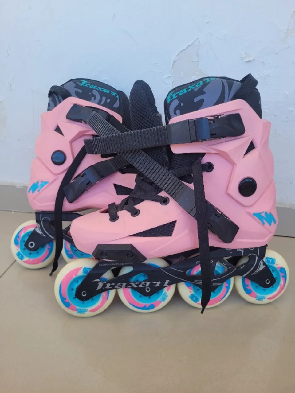 Patins Traxart Rosa- Seminovo(Usado apenas 2x)