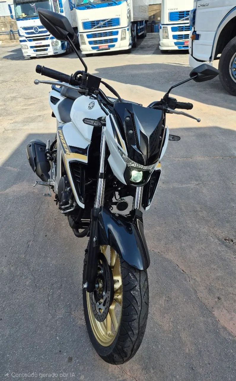 YAMAHA FAZER 250 2025 | 9.450 KM