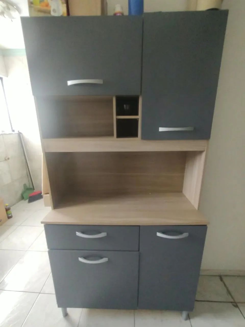 ARMÁRIO DE COZINHA