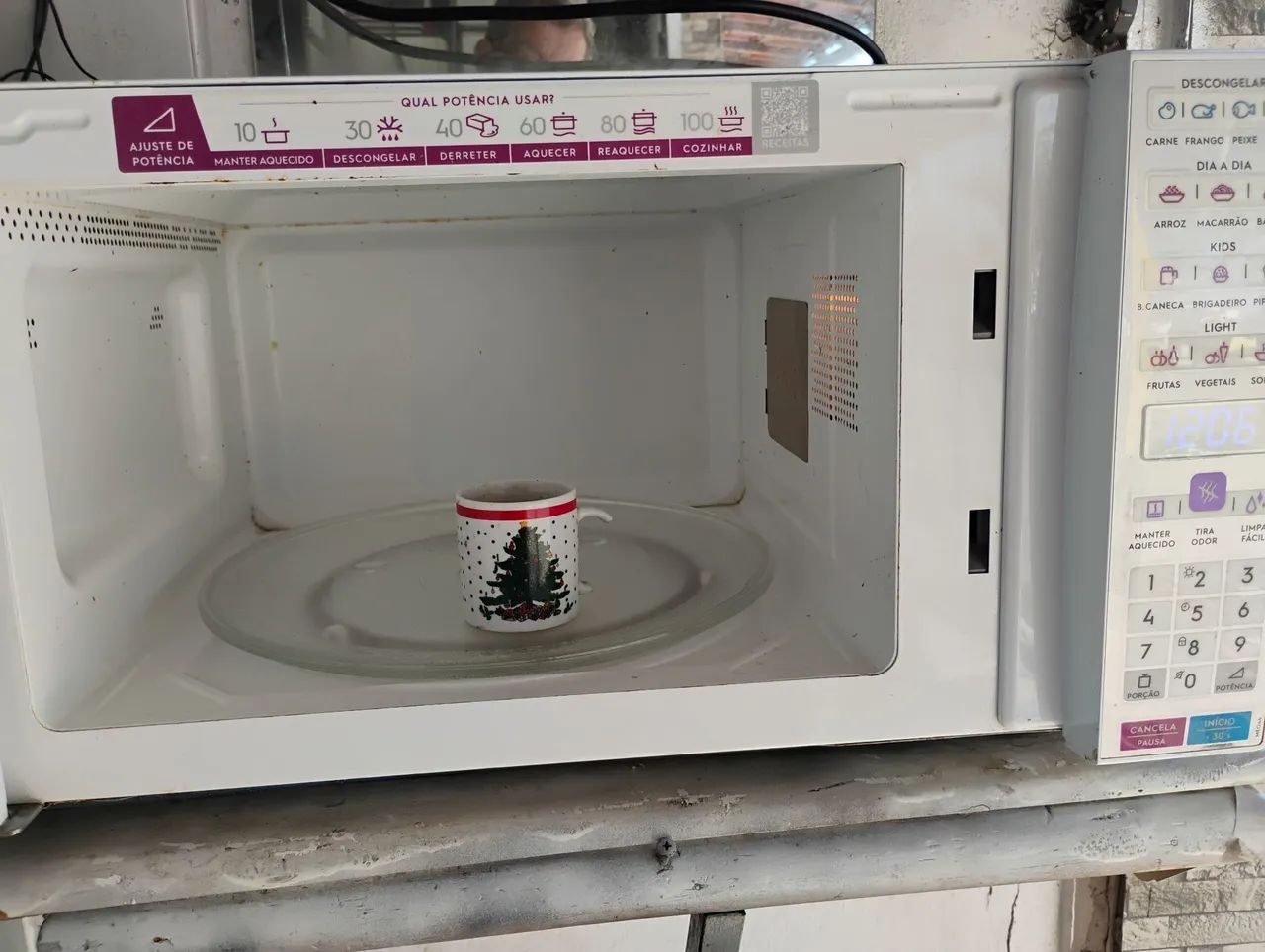 Microondas Electrolux de 34 litros funcionando perfeitamente  - Foto 3