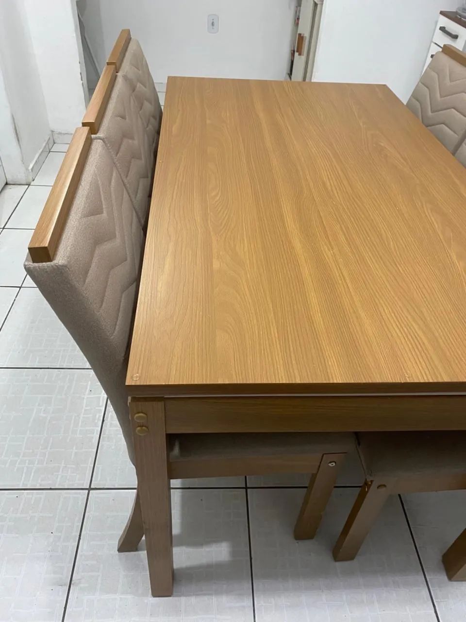 Conjunto de mesa com 6 cadeiras  - Foto 5