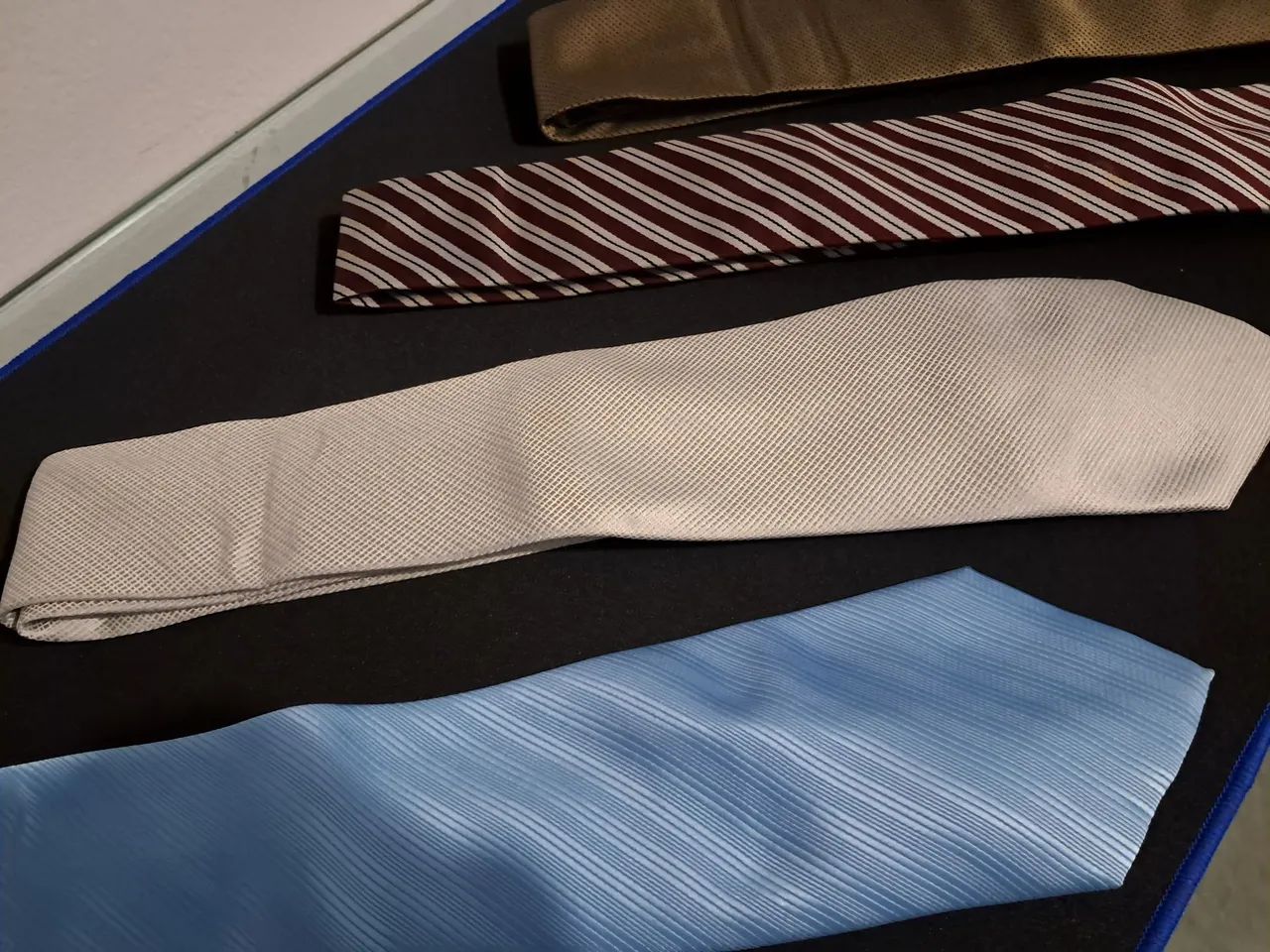 Gravatas Novas sem uso - Foto 4