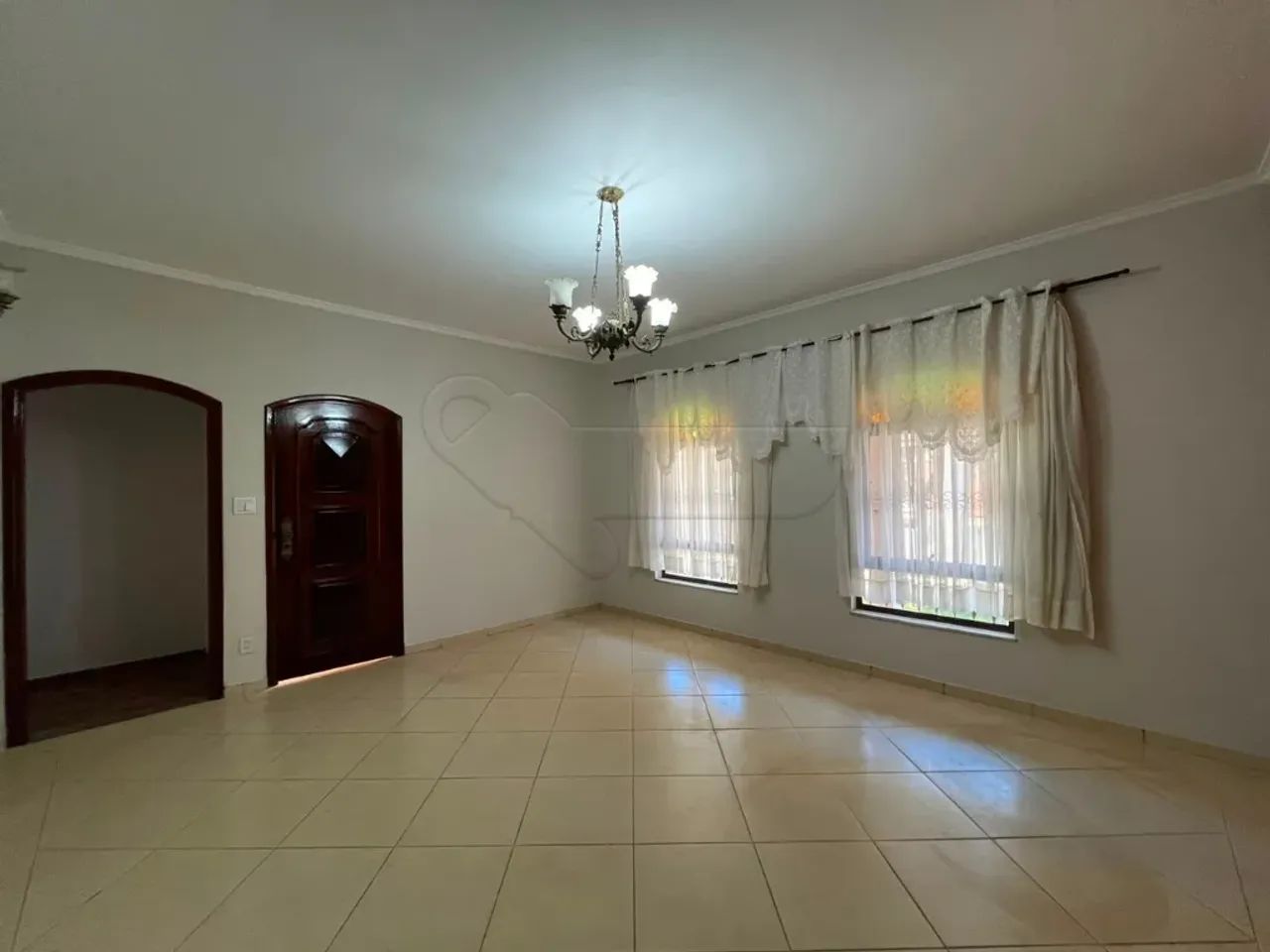 Casa residencial com 03 quartos no Vila Cristovam. - Foto 5