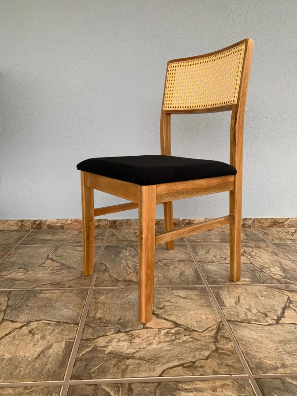 cadeira jantar madeira estofada 