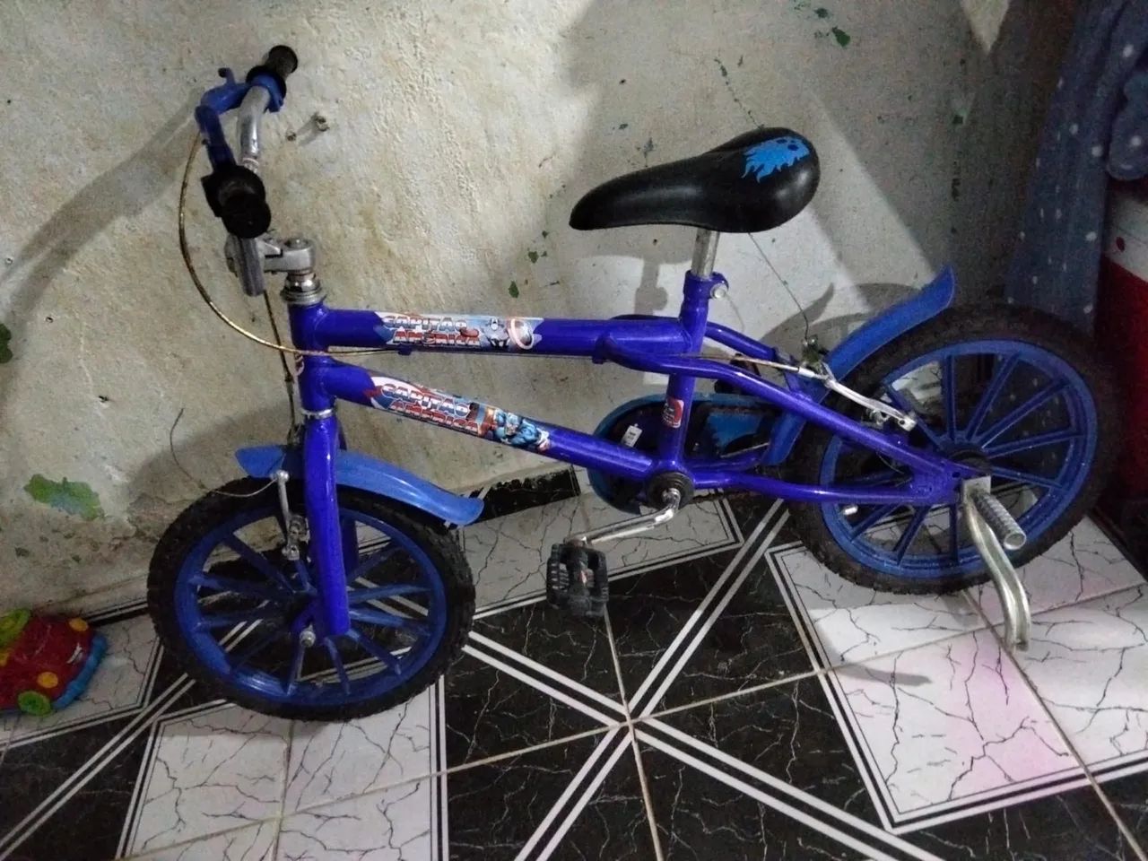 Vende-se bicicleta