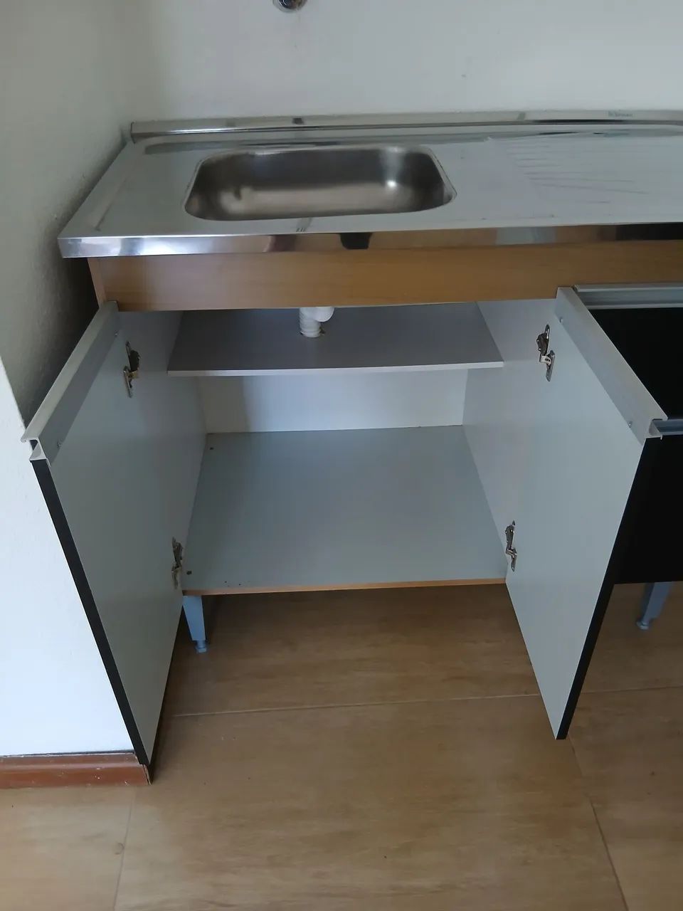 Balcao de cozinha com.pia super novo - Foto 4