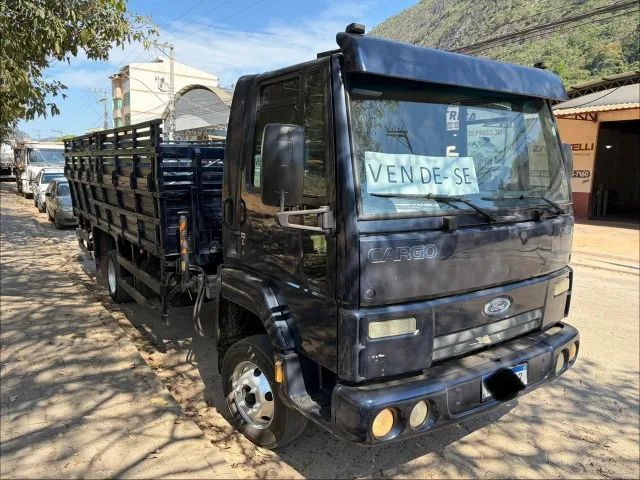 Cargo 815 2010 com Munck  - Foto 2
