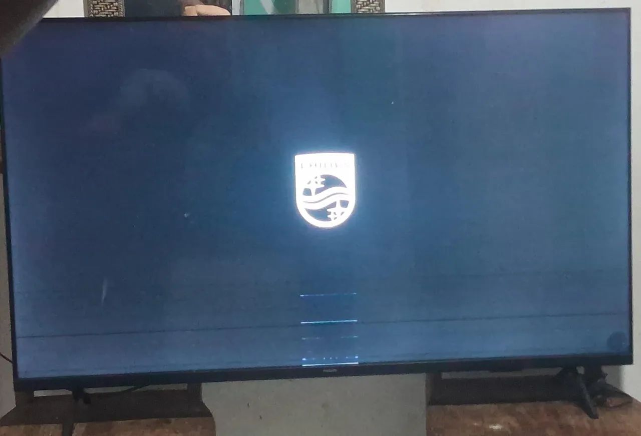 Vendo TV esmart  4k por 1.300 ,55 polegadas, esta funcionando  normalmente  ela só tá com  - Foto 2