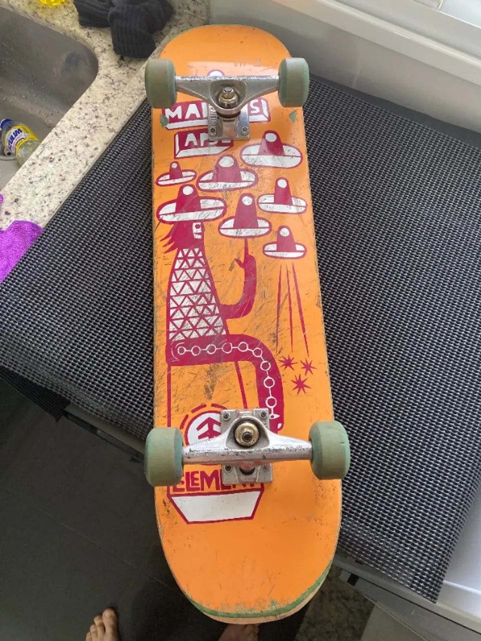 Skate ELEMENT + Peças GRINGAS